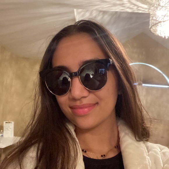 Womens Balenciaga Sunglasses - Picture 3 of 3